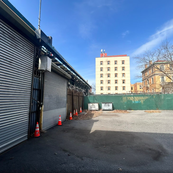 Commercial property at 1903 Broadway, Brooklyn - luxury space for lease - Image 1 of 3