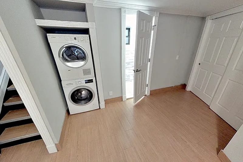 Listing image 4